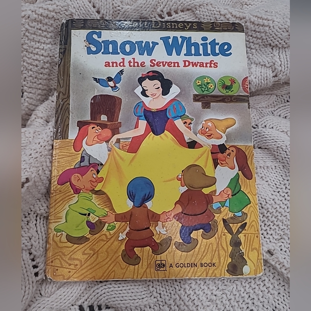 Vintage Big Golden Book Disney Snow White and the Seven Dwarfs 1972